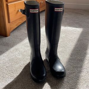 Original Tall Hunter Wellies size 8 black